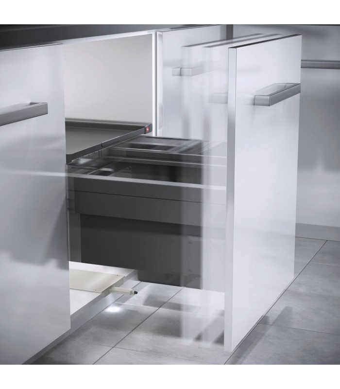 automatyczne otwieranie sortowników zamontowanych w szufladachdo szerokości korpusu 300 – 1.200 mm