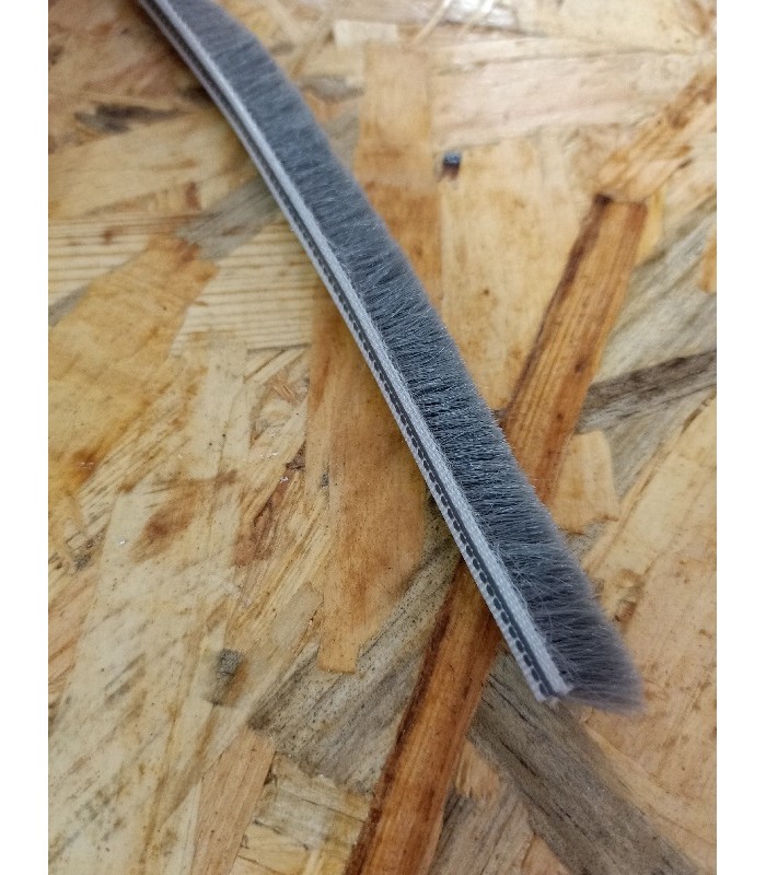 Szczotka wysoka wsuwana przeciwkurzowa S200W - metr