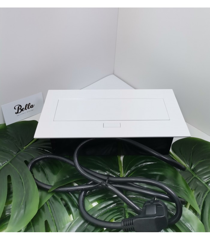 Przedłużacz biały 2x gniazdo z uziemieniem, 2x USB, kabel zasilający z wtyczką