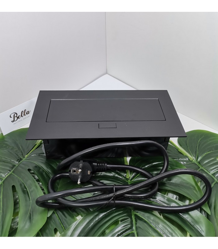 Przedłużacz czarny 2x gniazdo z uziemieniem, 2x USB, kabel zasilający z wtyczką