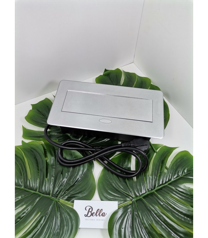 KOMBIBOX UZBROJONY 2 x gniazdo z bolcem+2xUSB aluminium, z przewodem 1,5m,