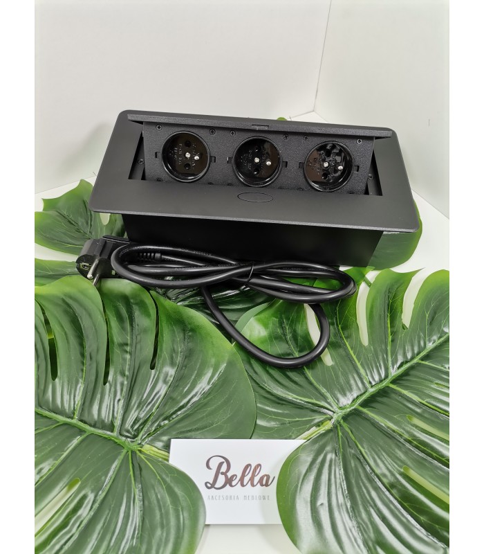 KOMBIBOX UZBROJONY czarny z przewodem 1,5m , 3 x gniazdo z bolcem, model nr 1