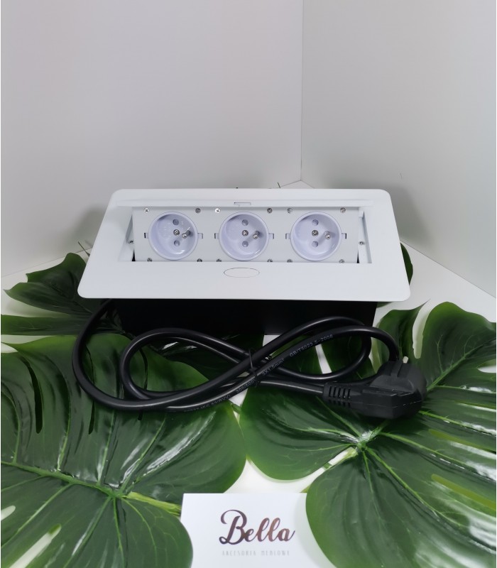 KOMBIBOX UZBROJONY biały, 1,5m przewodu zasilającego, 3 x gniazdo z bolcem, model nr 1