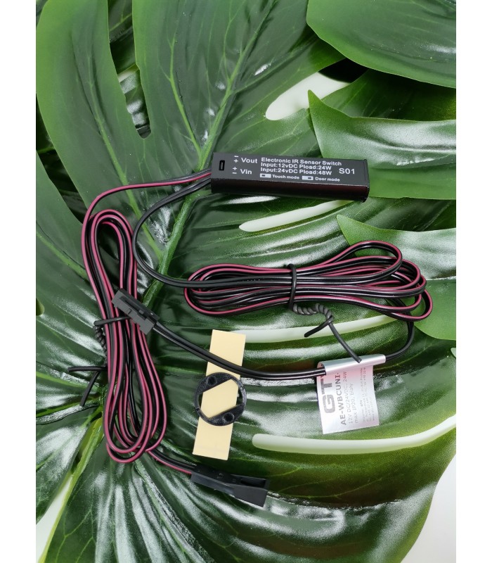 Włącznik czarny bezdotykowy uniwersalny (dwubiegowy lub zbliżeniowy), 12V DC ze ściemniaczem