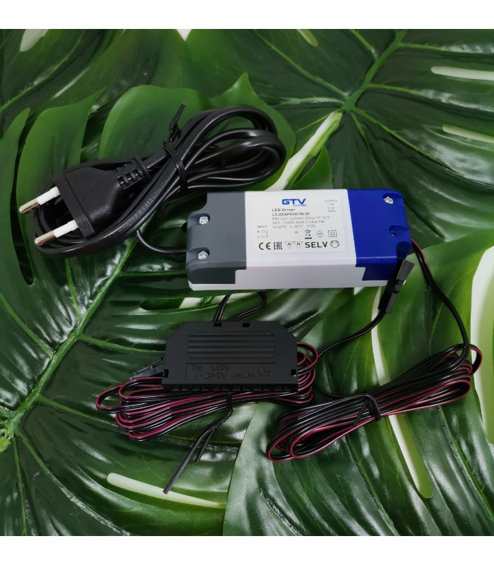 Zestaw zasilający PRO 7W z przewodami bez włącznika i dystrybutorem 6x mini amp